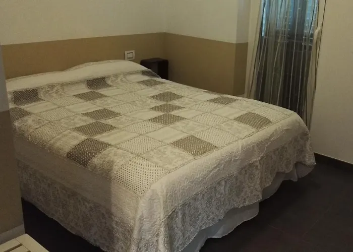 住宿加早餐酒店 Verziere